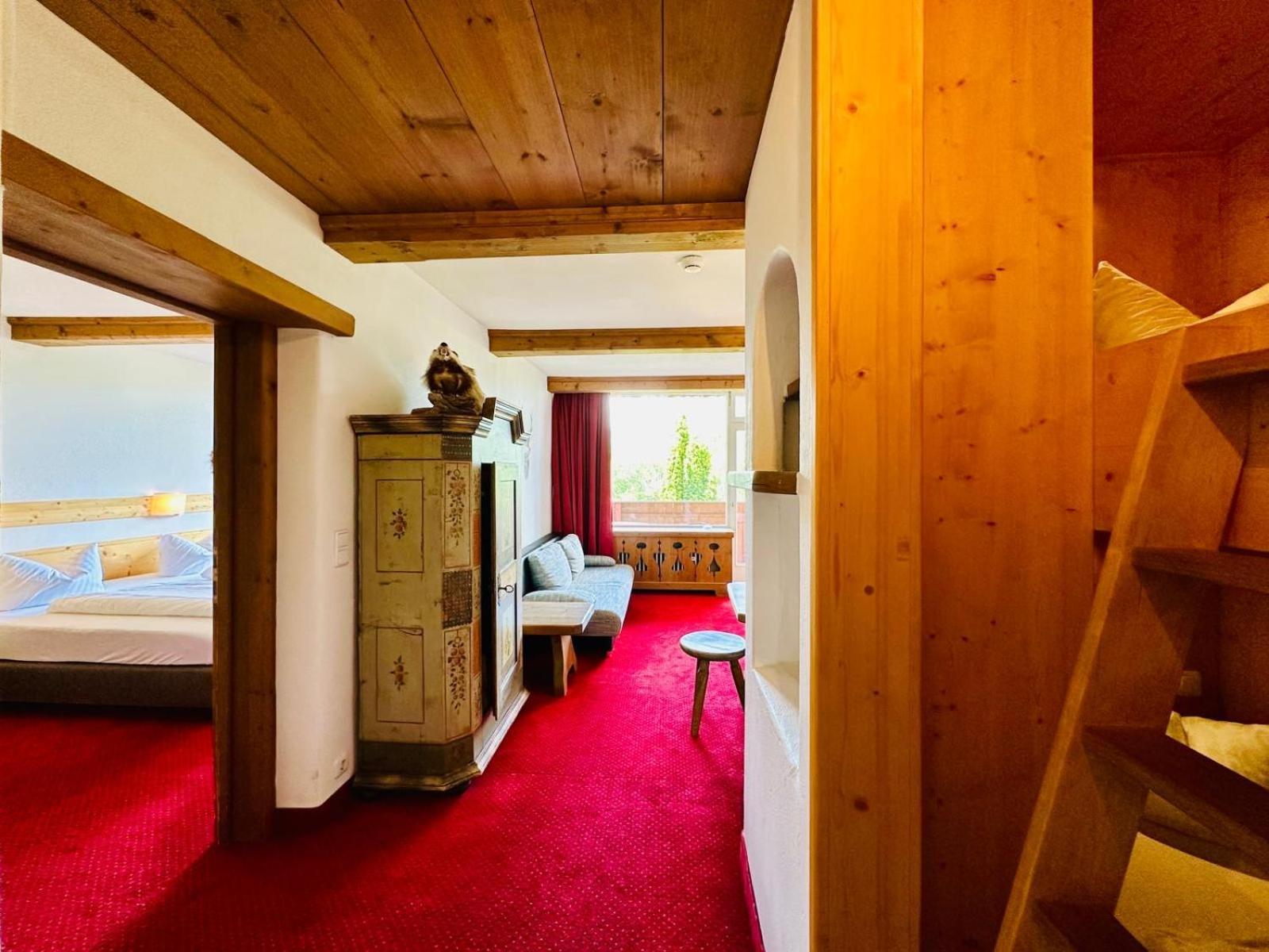 Berghoteltirol ยุงโฮล์ซ ภายนอก รูปภาพ